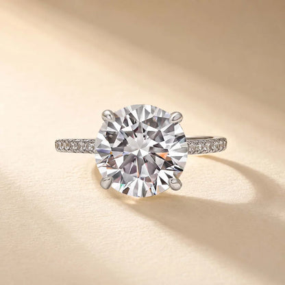 Moissanite Round Cut Engagement Ring