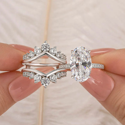 Classic Oval Cut Bridal Ring Set