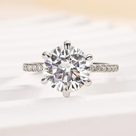 Moissanite Round Cut Engagement Ring