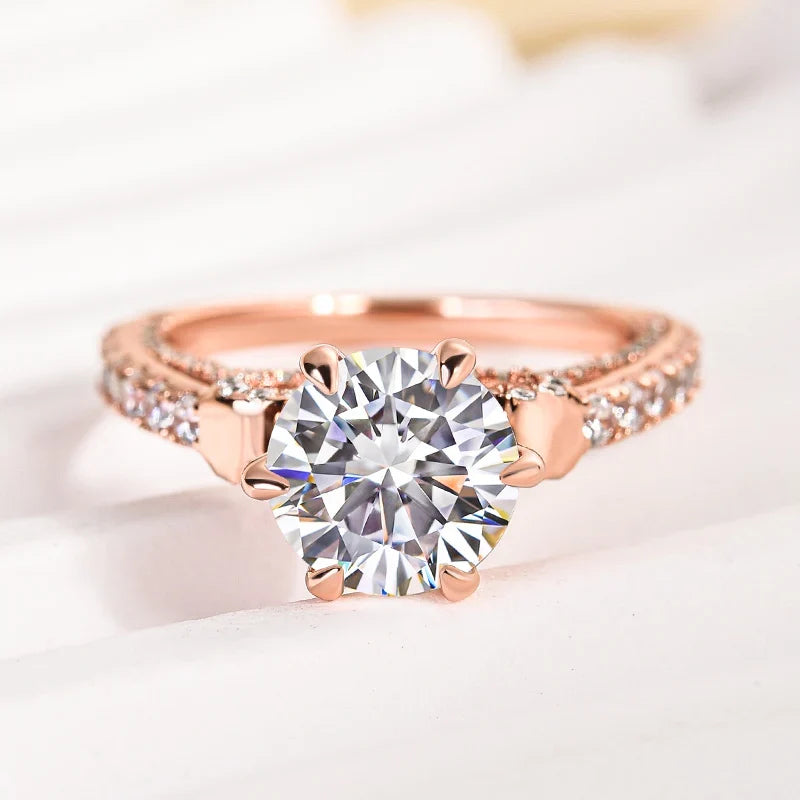 Moissanite Round Cut Bow Design Engagement Ring