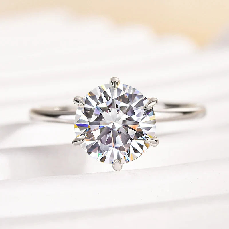 Moissanite Round Cut Promise Ring
