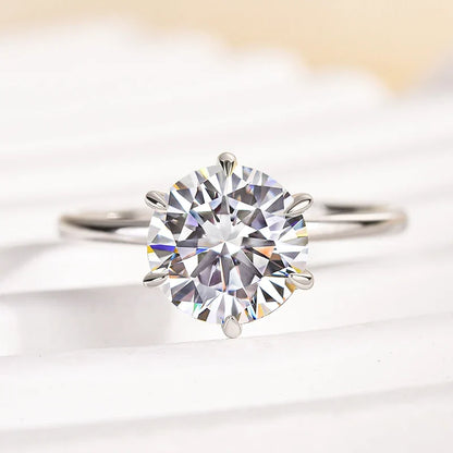 Moissanite Round Cut Promise Ring
