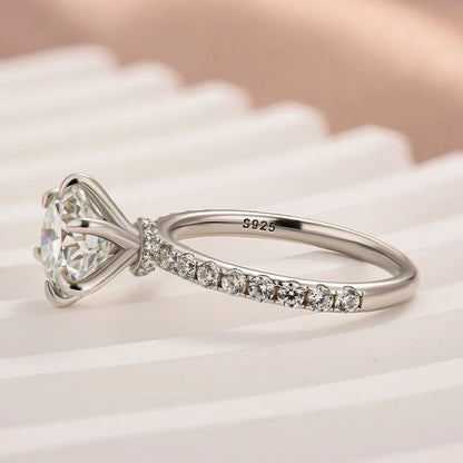 Moissanite Round Cut Engagement Ring for Women