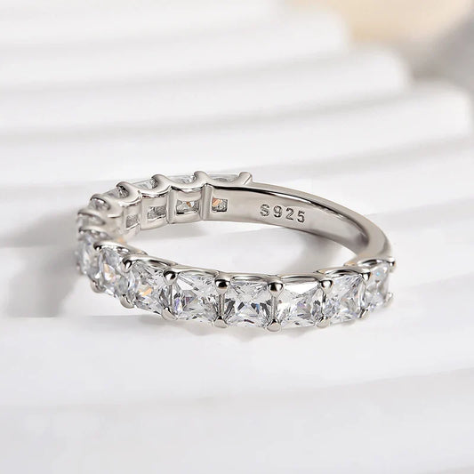 Gorgeous Radiant Cut Women's Wedding Ring