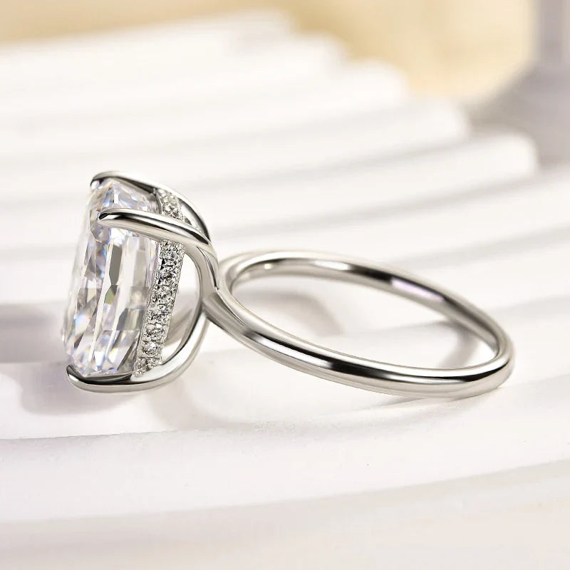 Sparkle Cushion Cut Engagement Ring for Women