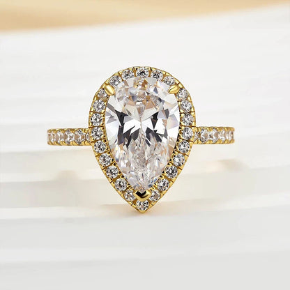 Pear Cut Engagement Ring