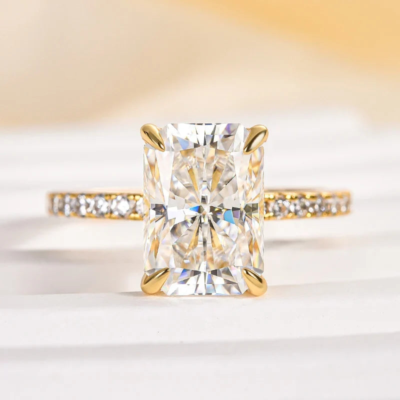 Elegant Radiant Cut Engagement Ring