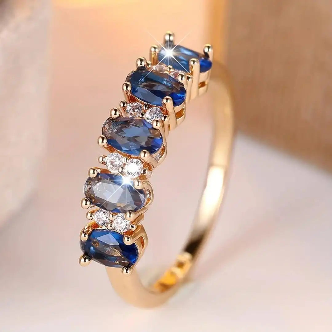 Oval Alternating Accent Band Ring