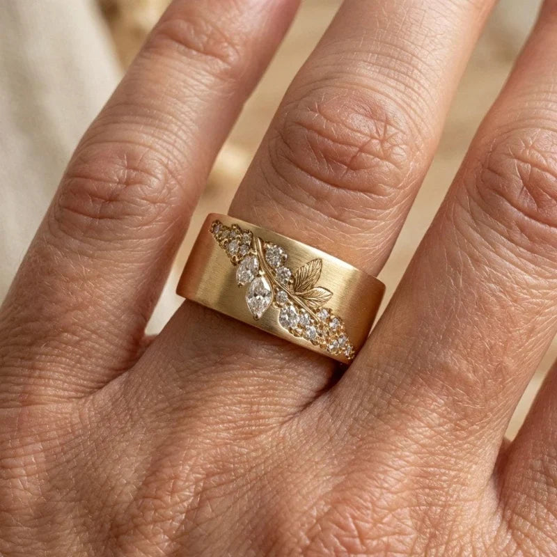 Exquisite Golden Inlay Zirconia Leaf Ring