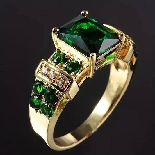 Exquisite Timeless Emerald Ring