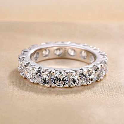 Round Cut Women's Wedding Ring